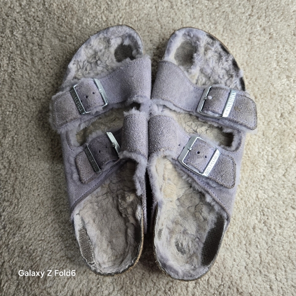 Birkenstock Arizona Big Buckle Shearling Teddy Purple Fog - Picture 1 of 12